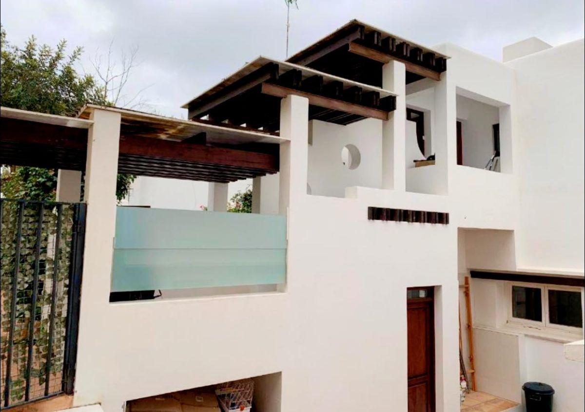 For sale of villa in Ibiza