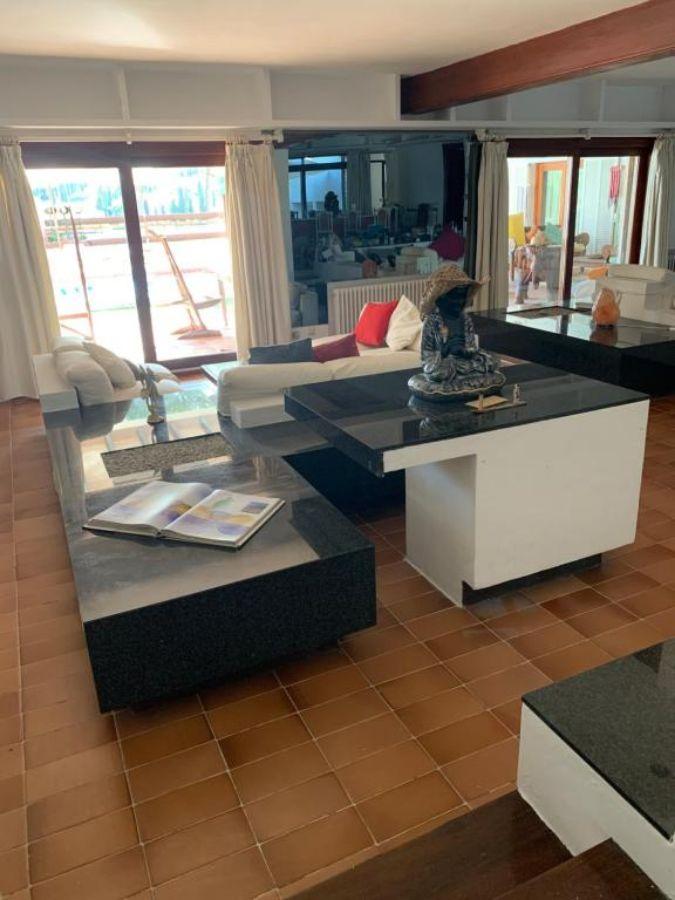 For sale of villa in Ibiza