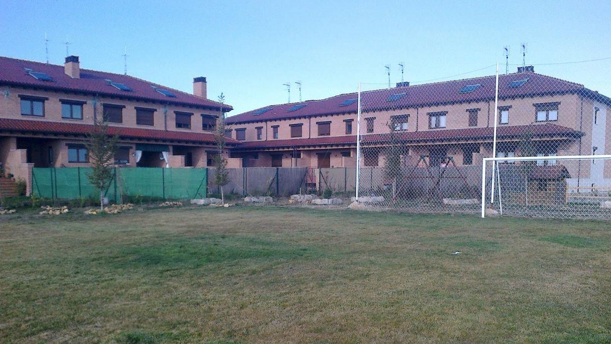 For rent of chalet in Garrafe de Torío