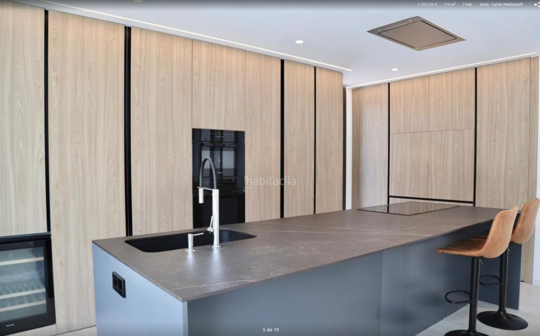 For sale of villa in Ibiza
