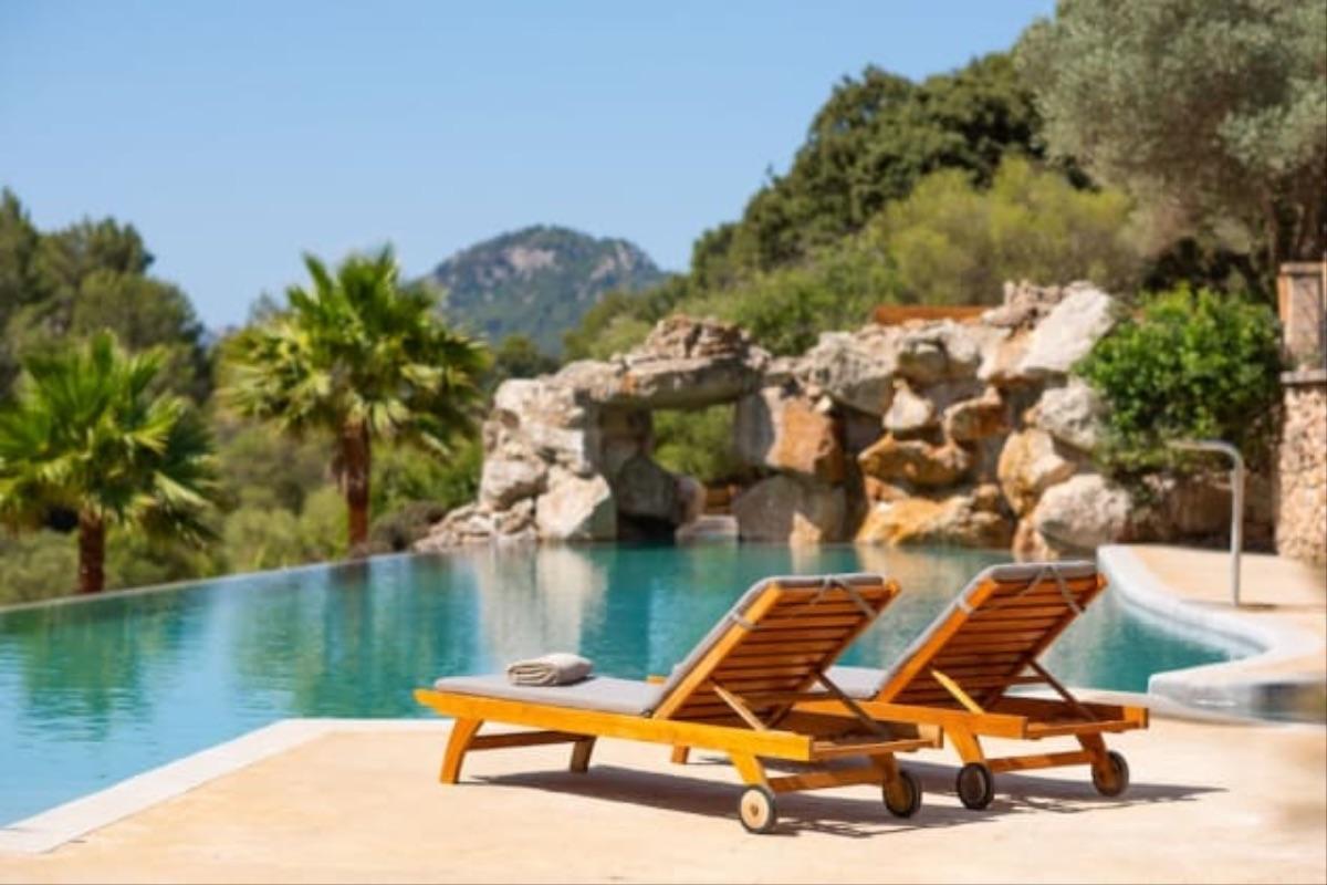 For sale of villa in Ibiza