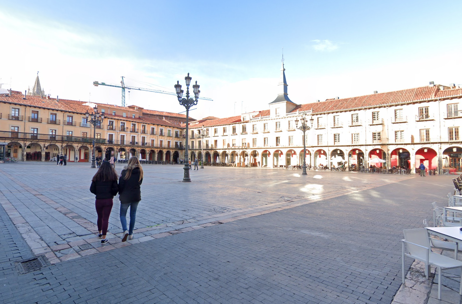 For sale of flat in León