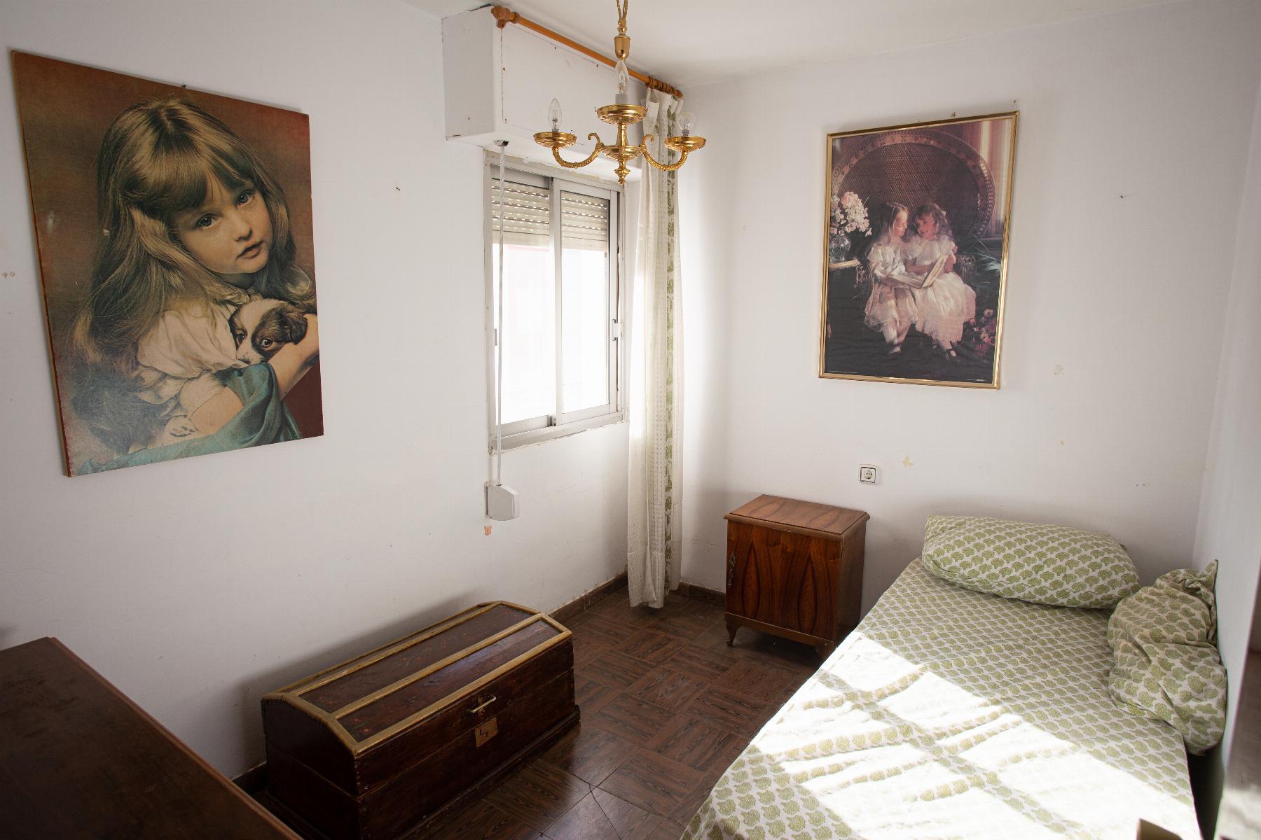 For sale of flat in León