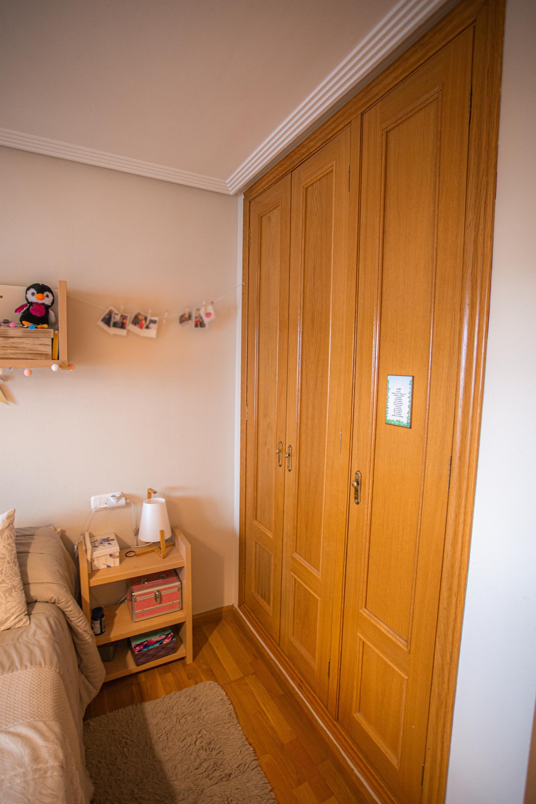 For sale of flat in León