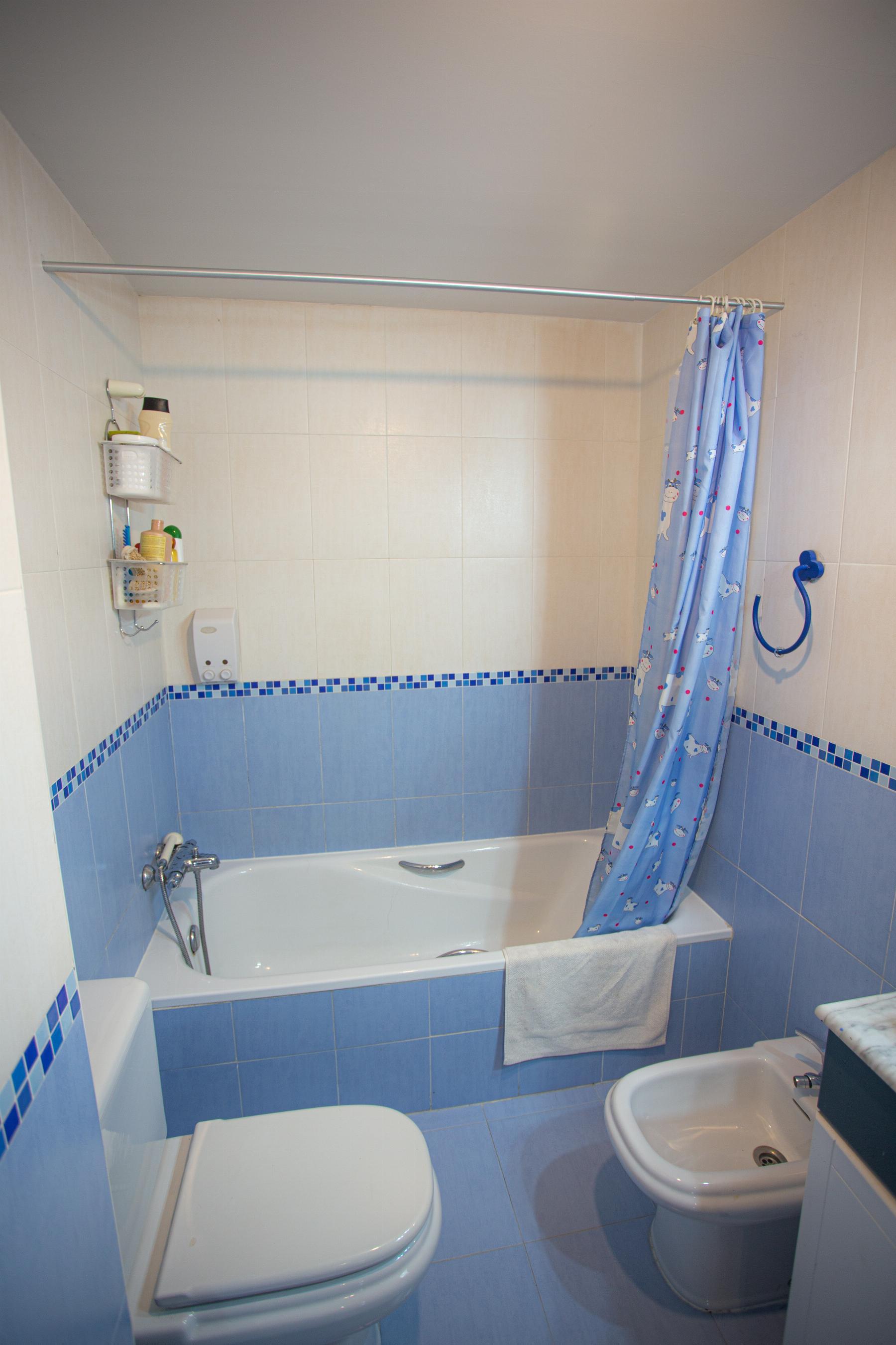 For sale of flat in León
