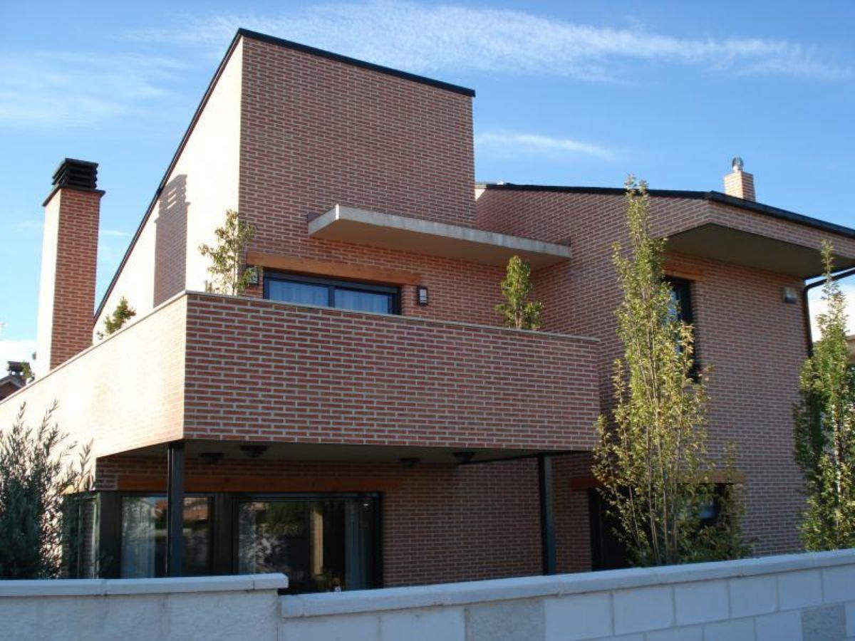 For sale of house in León