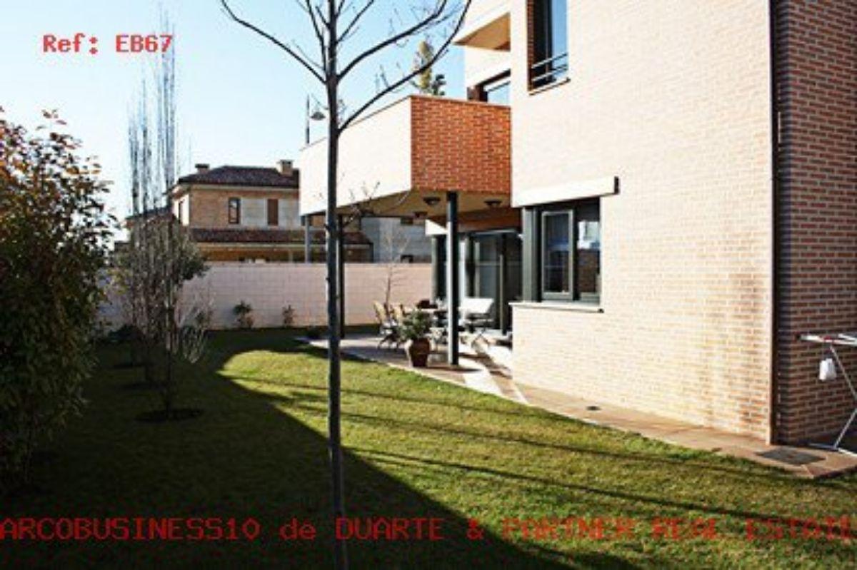For sale of house in León