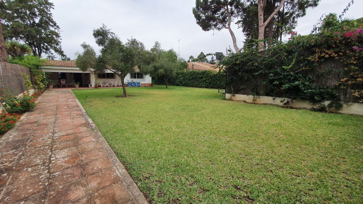 For sale of chalet in El Puerto de Santa María