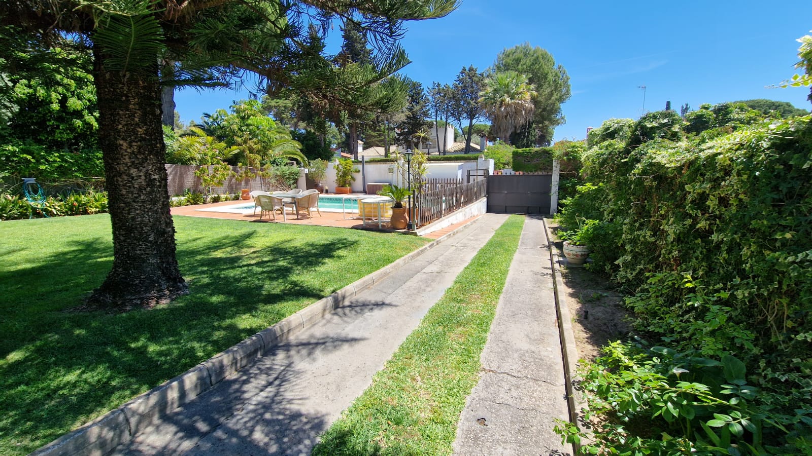 For sale of chalet in El Puerto de Santa María