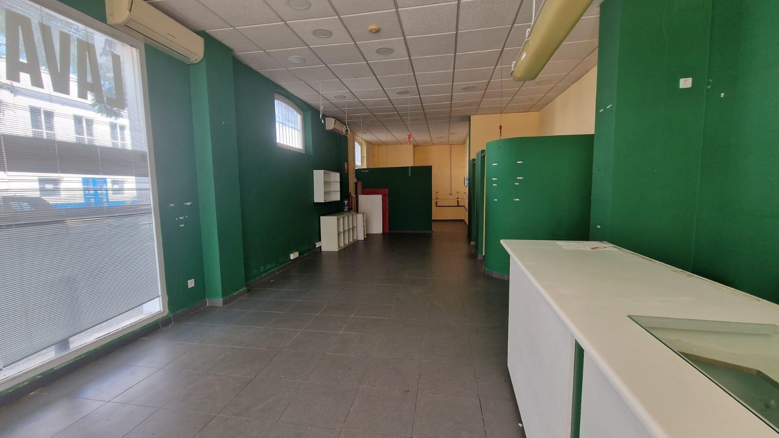 Venta de local comercial en El Puerto de Santa María