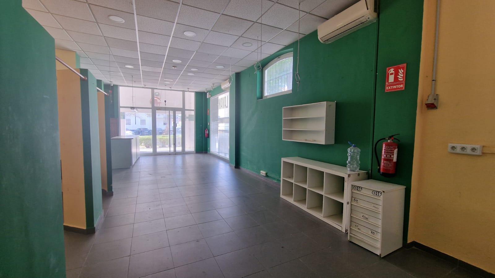 Venta de local comercial en El Puerto de Santa María