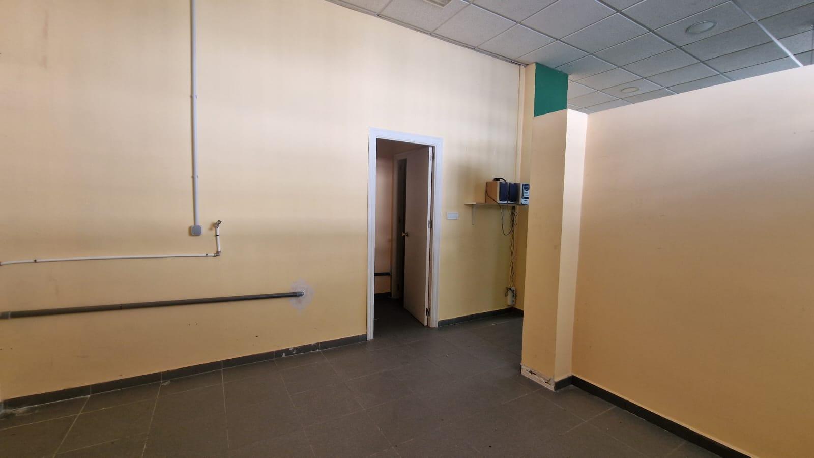 Venta de local comercial en El Puerto de Santa María