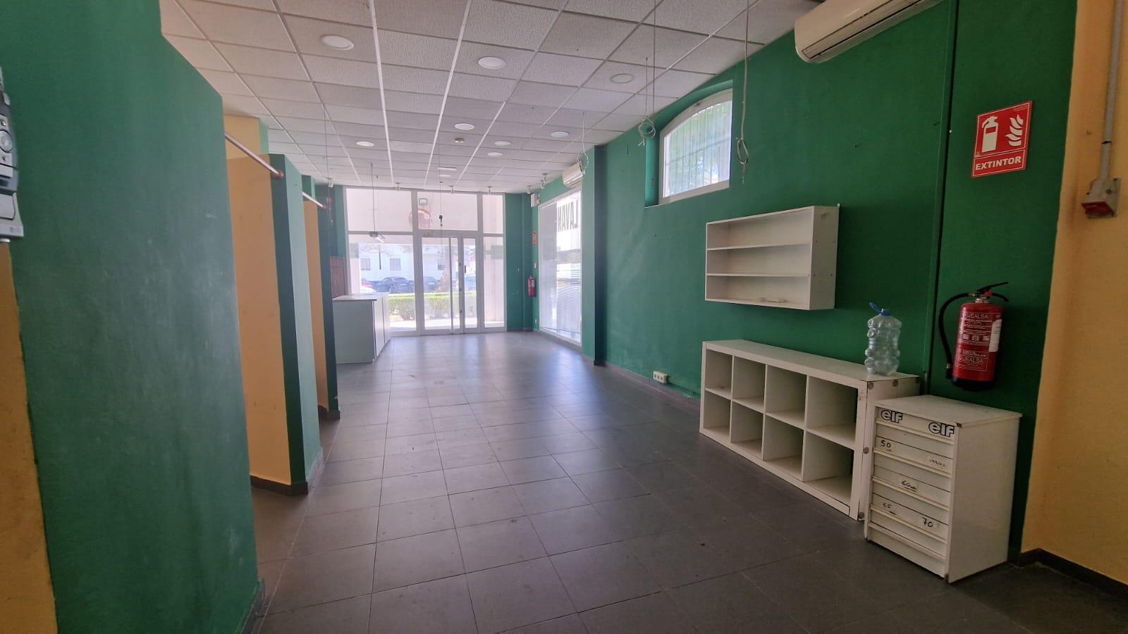 Venta de local comercial en El Puerto de Santa María