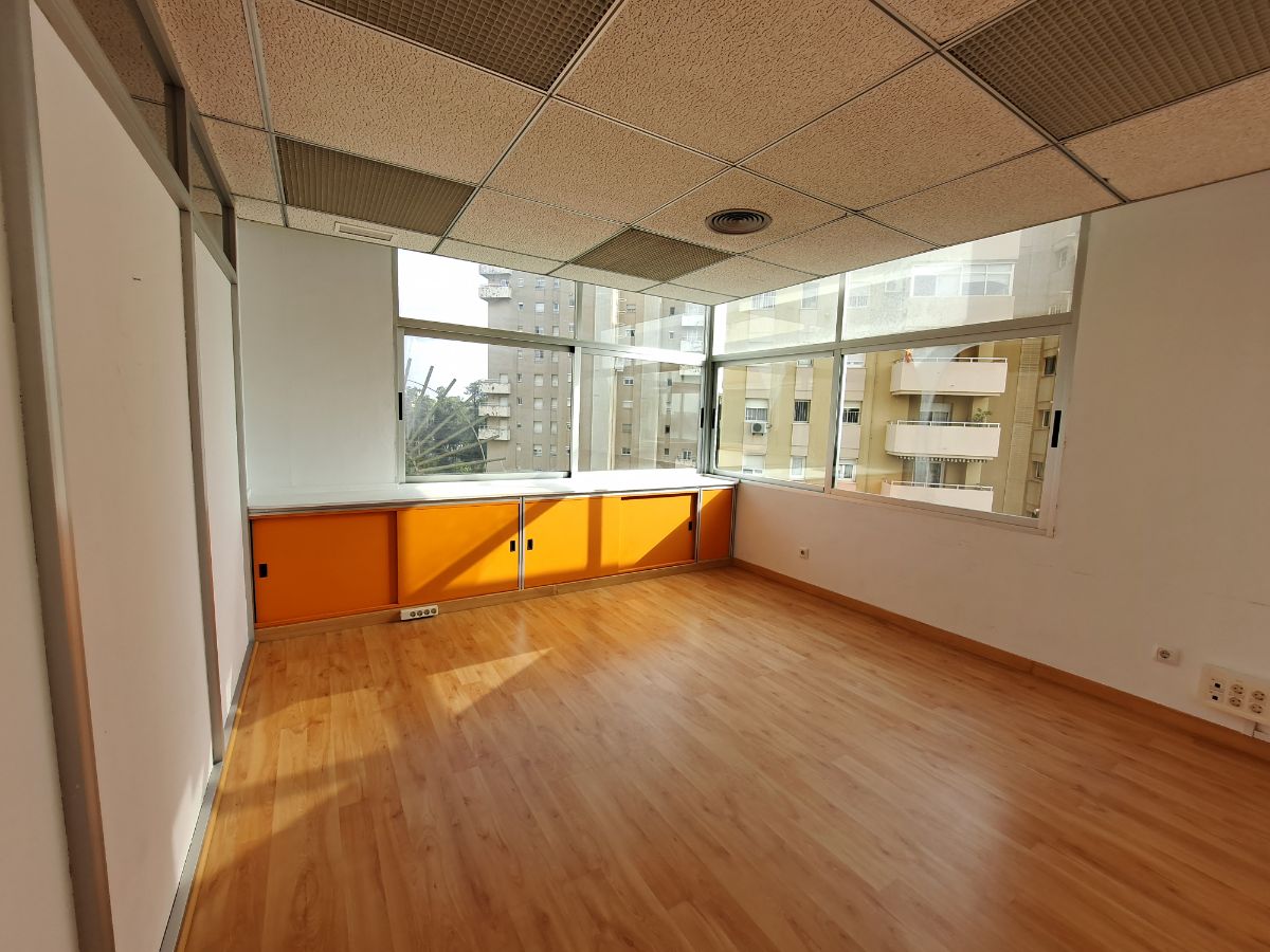 Venta de oficina en Jerez de la Frontera