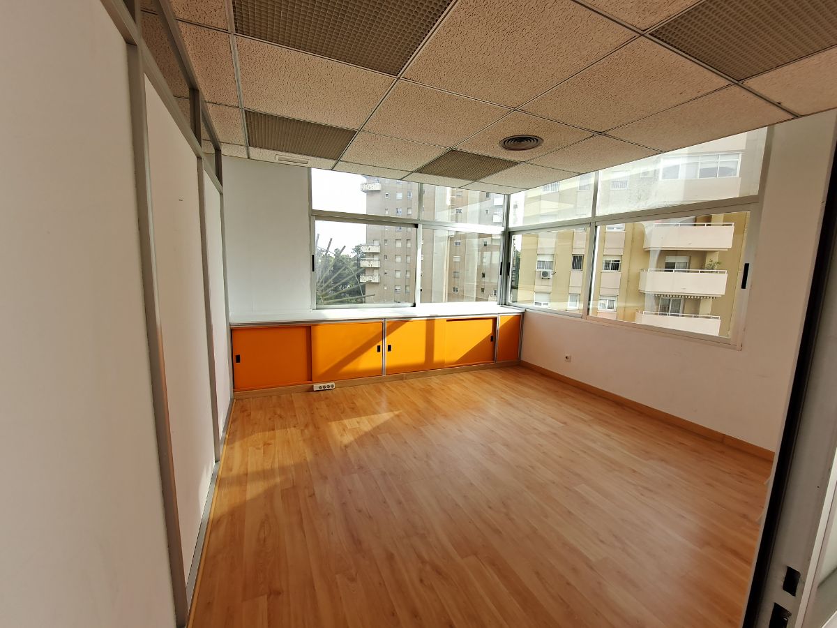 Venta de oficina en Jerez de la Frontera