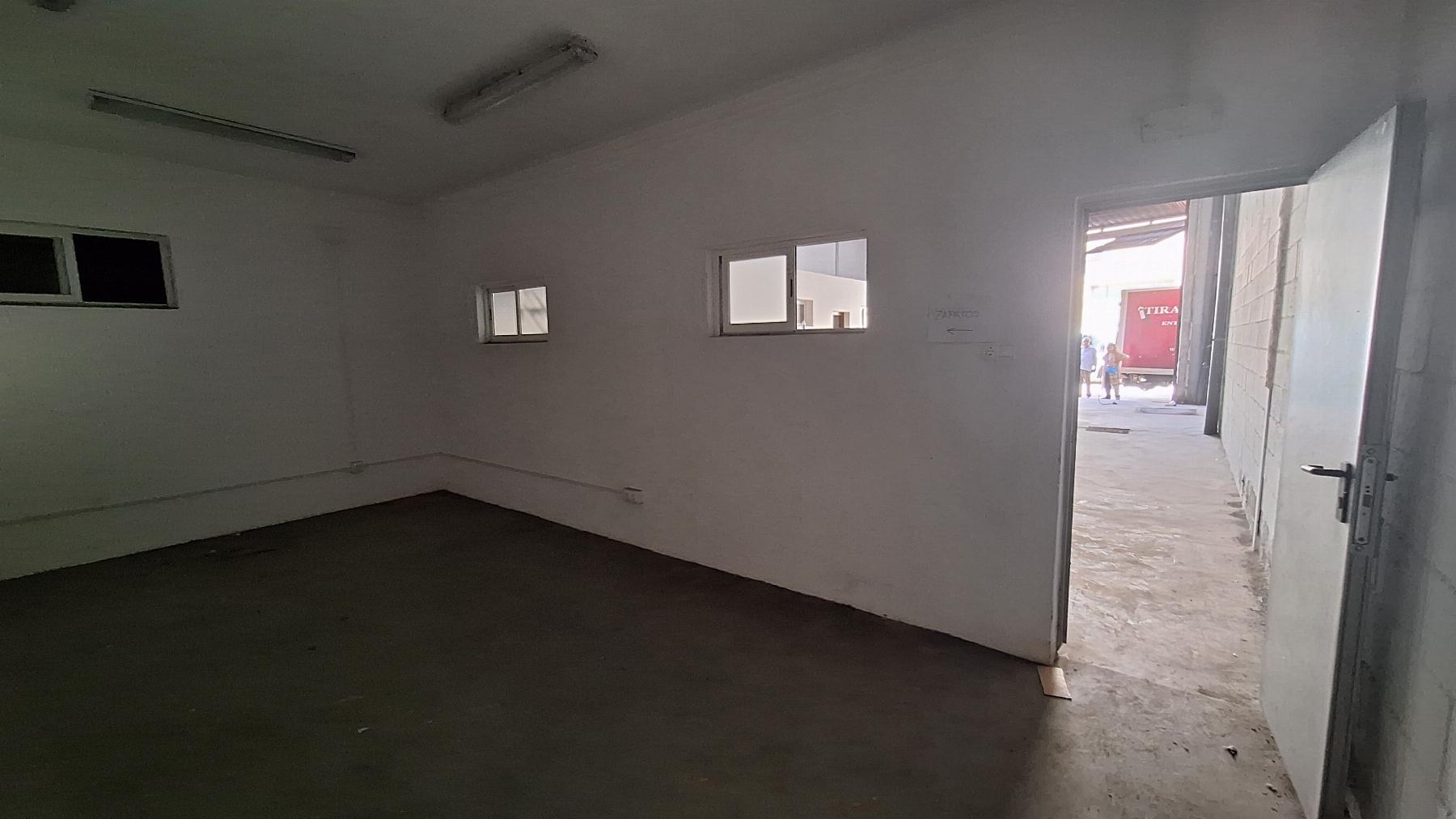 Venta de nave industrial en Jerez de la Frontera
