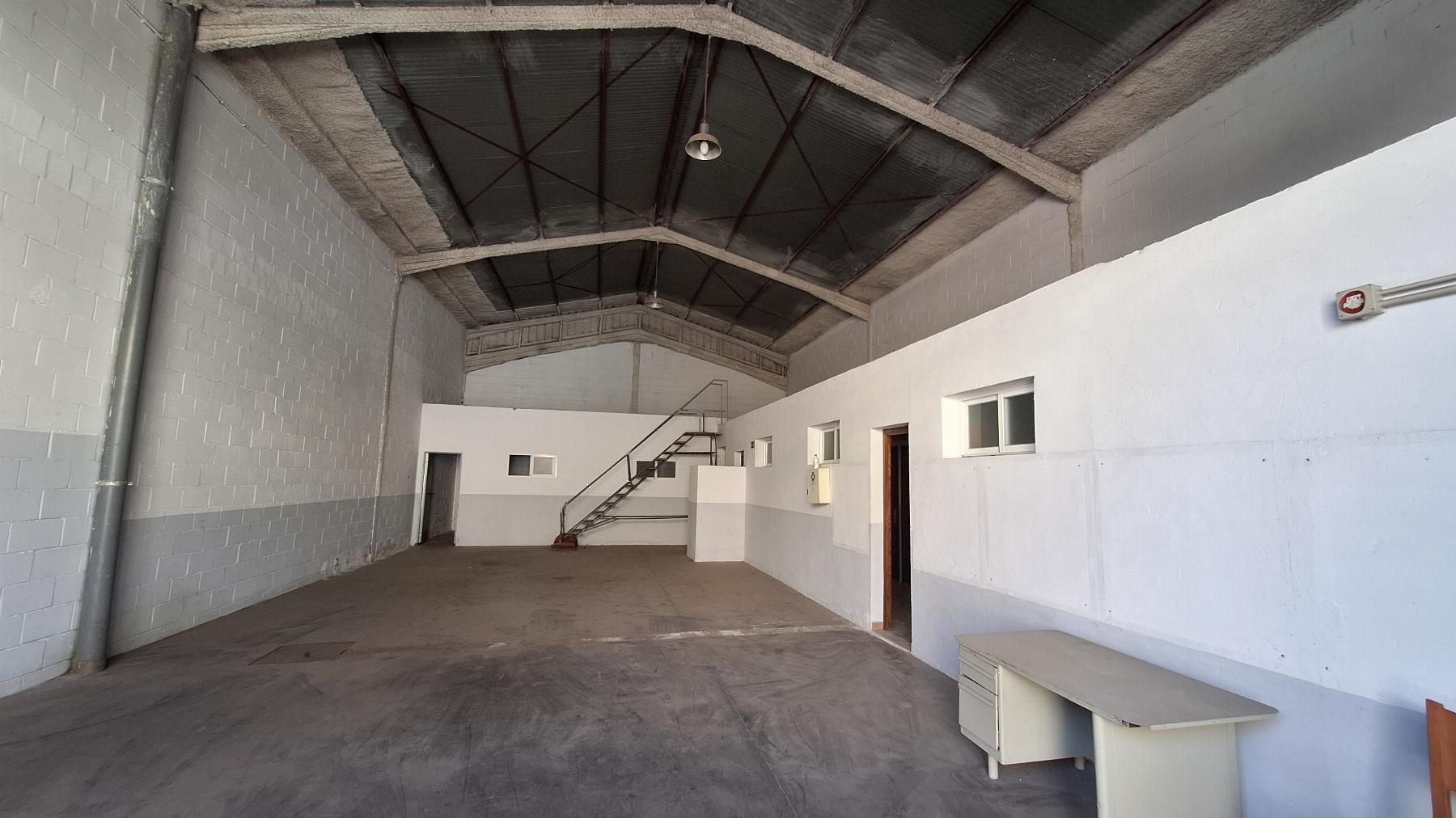 Venta de nave industrial en Jerez de la Frontera