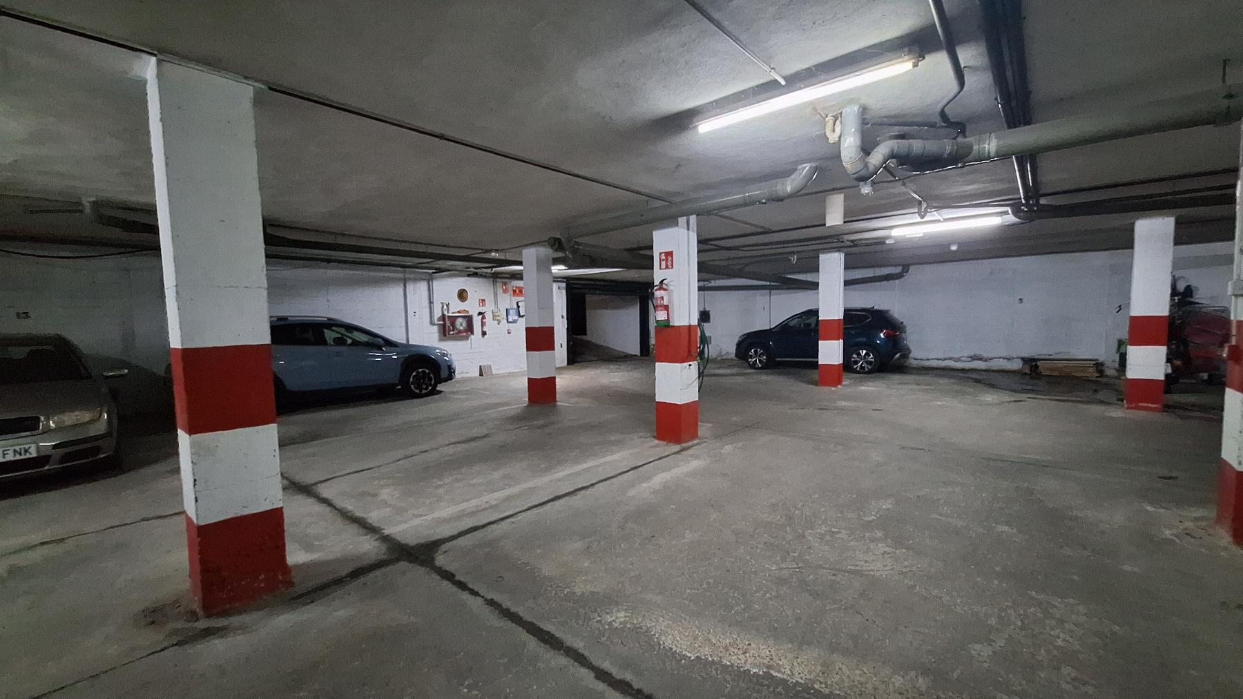 For sale of garage in Jerez de la Frontera