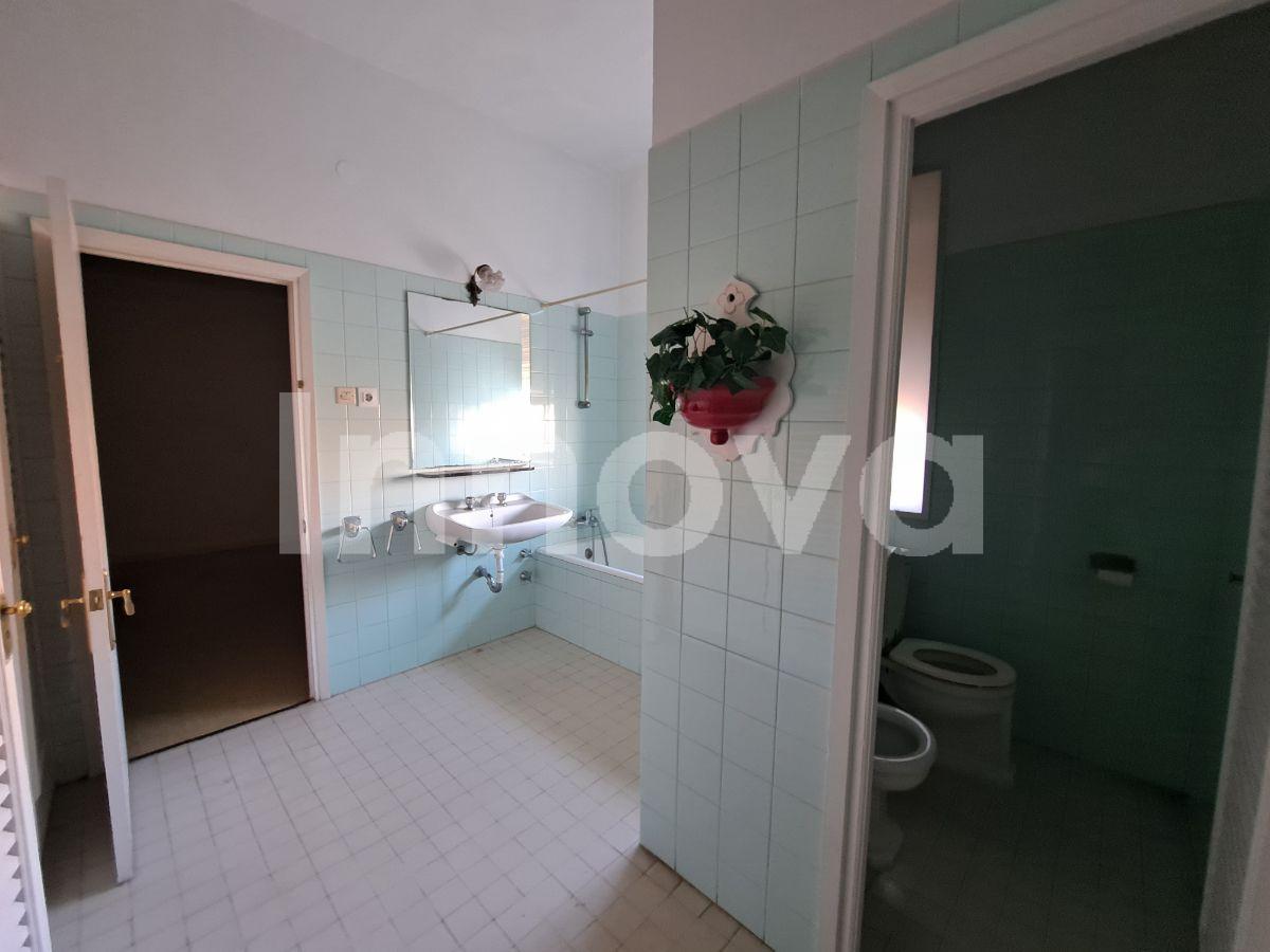 For sale of house in Jerez de la Frontera