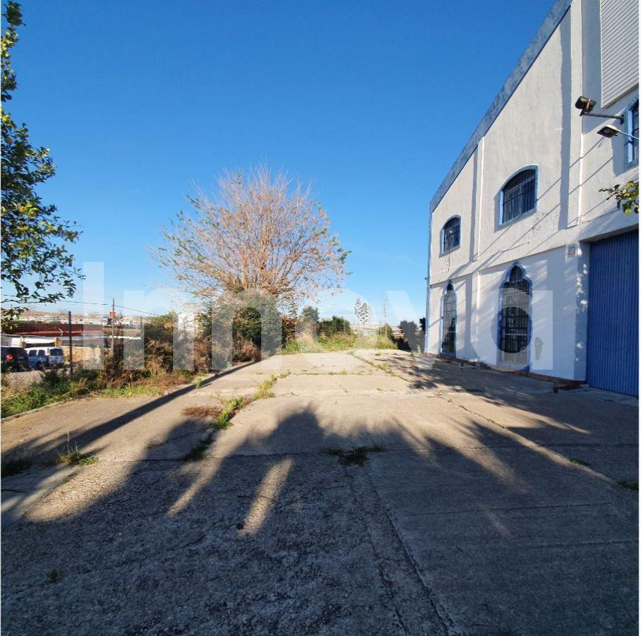 Venta de nave industrial en Jerez de la Frontera