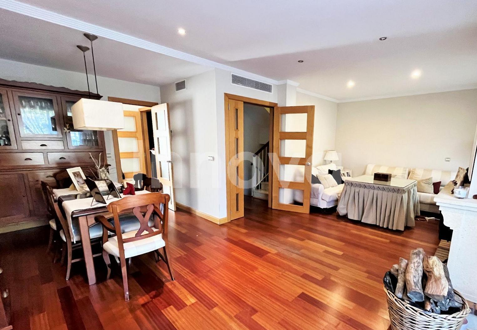 For sale of chalet in Jerez de la Frontera