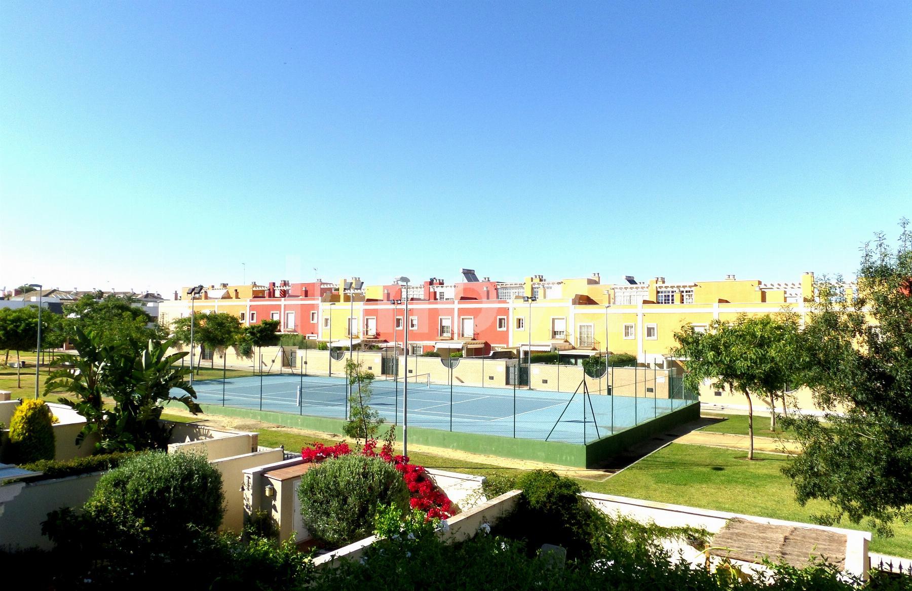 For sale of chalet in Jerez de la Frontera