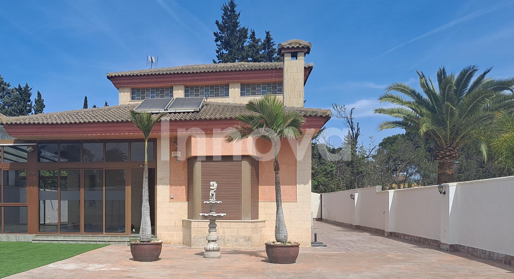 For sale of chalet in Jerez de la Frontera
