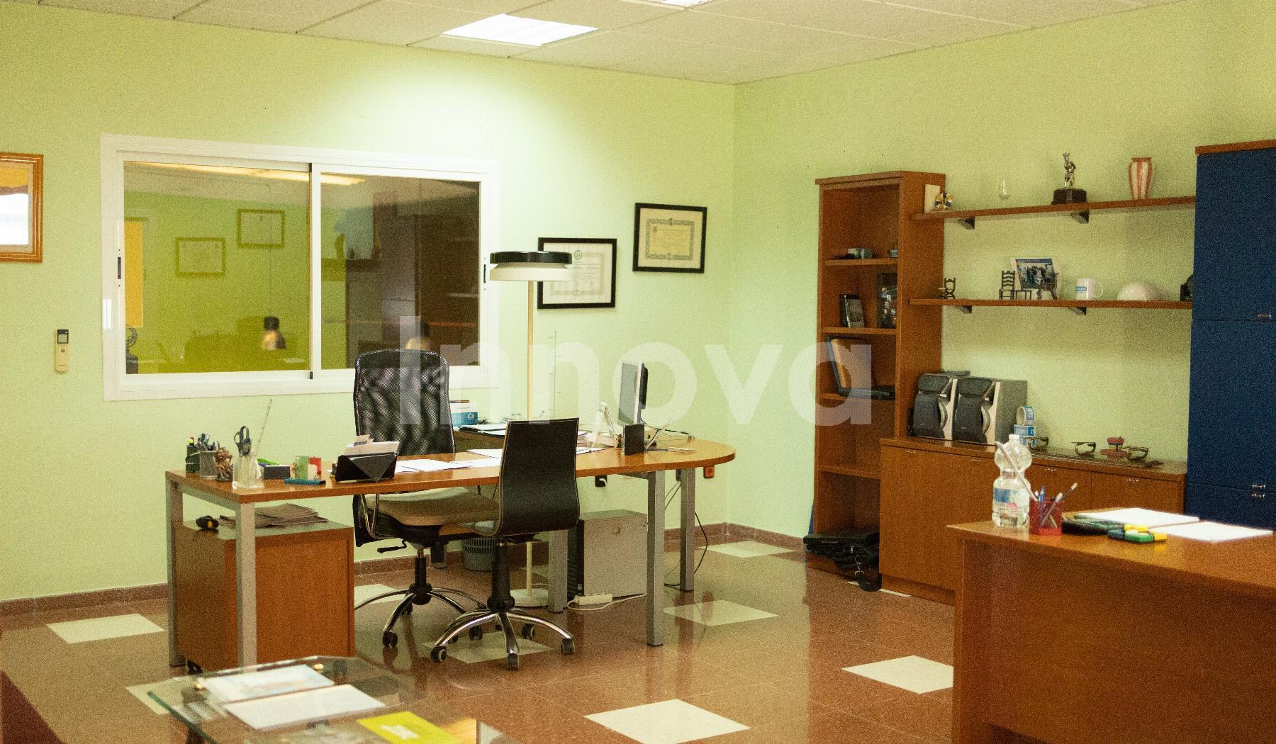 For sale of industrial plant/warehouse in Jerez de la Frontera