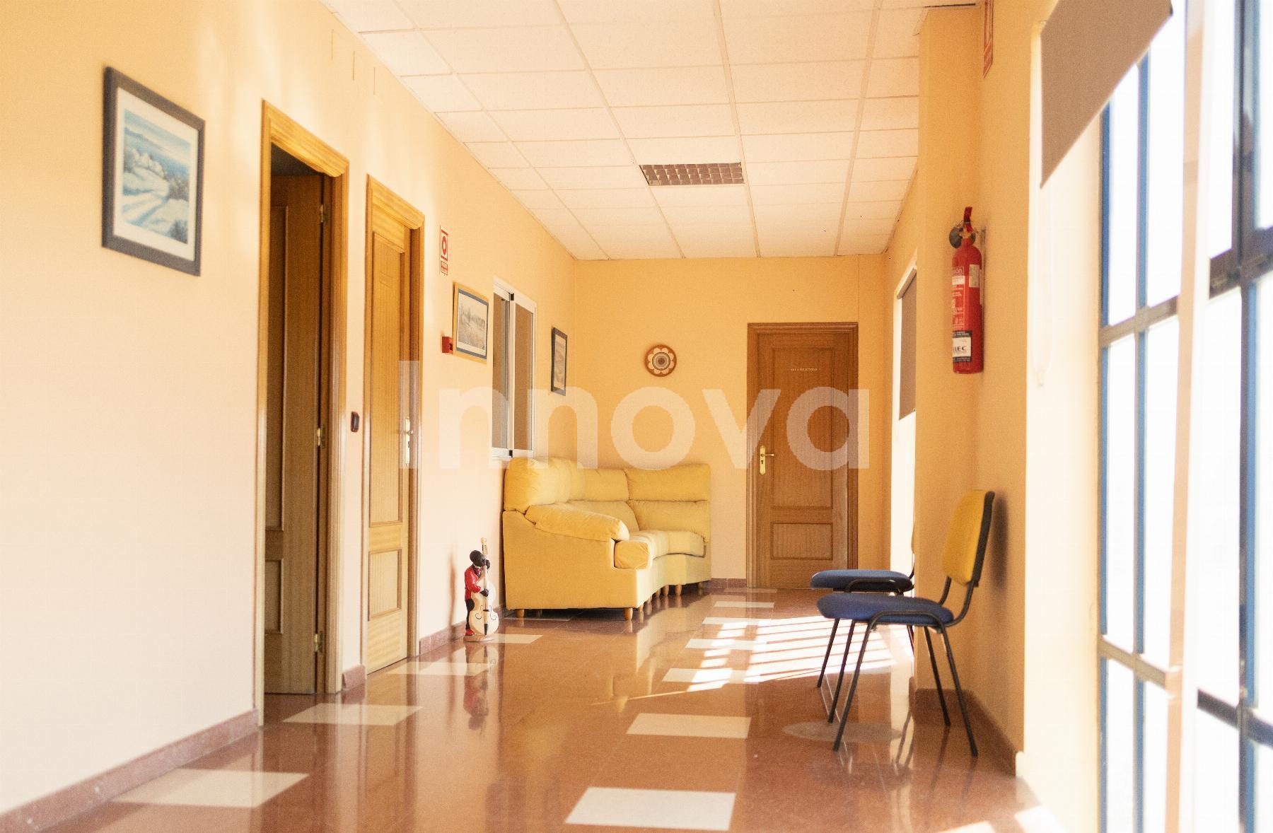 For sale of industrial plant/warehouse in Jerez de la Frontera