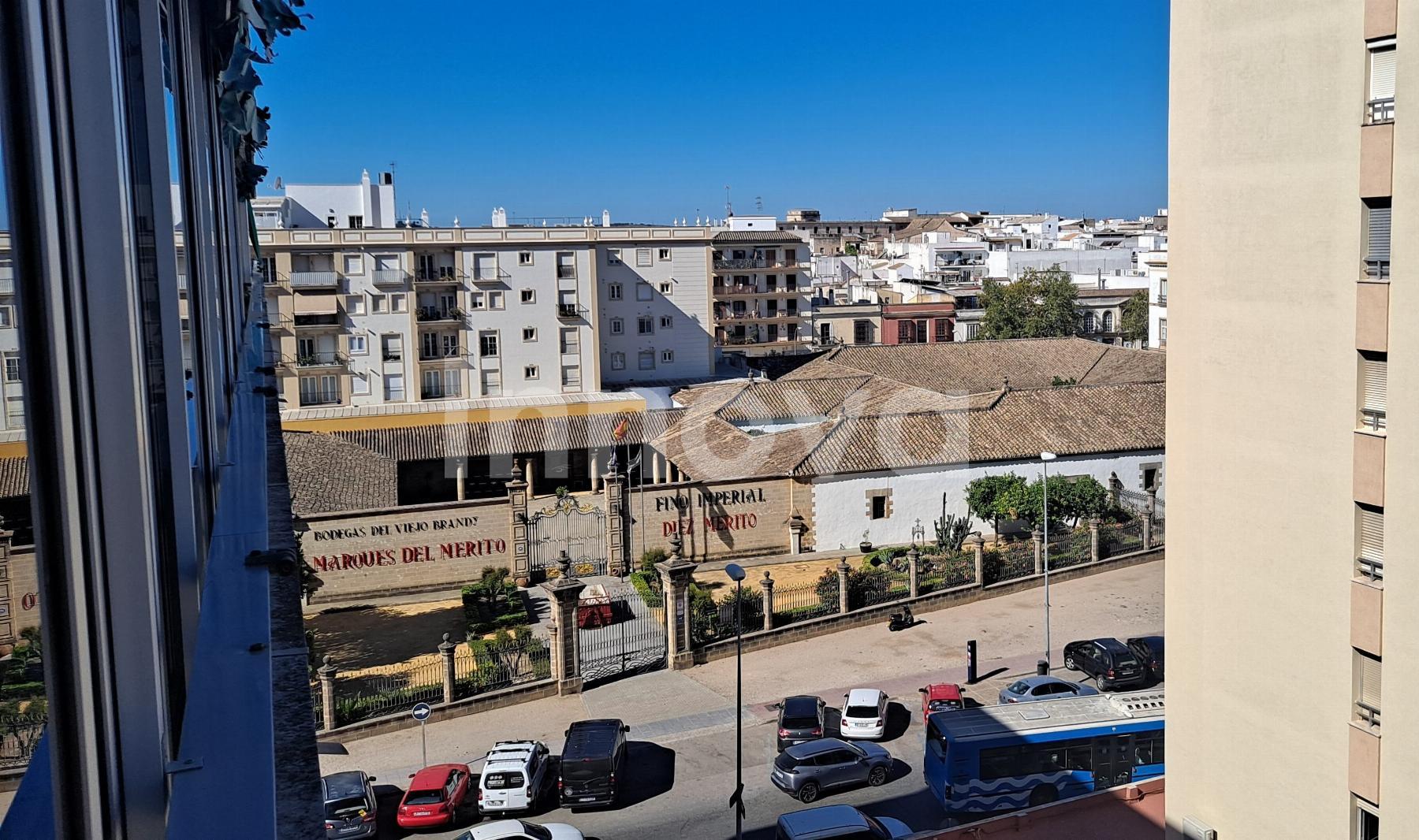 For sale of apartment in Jerez de la Frontera