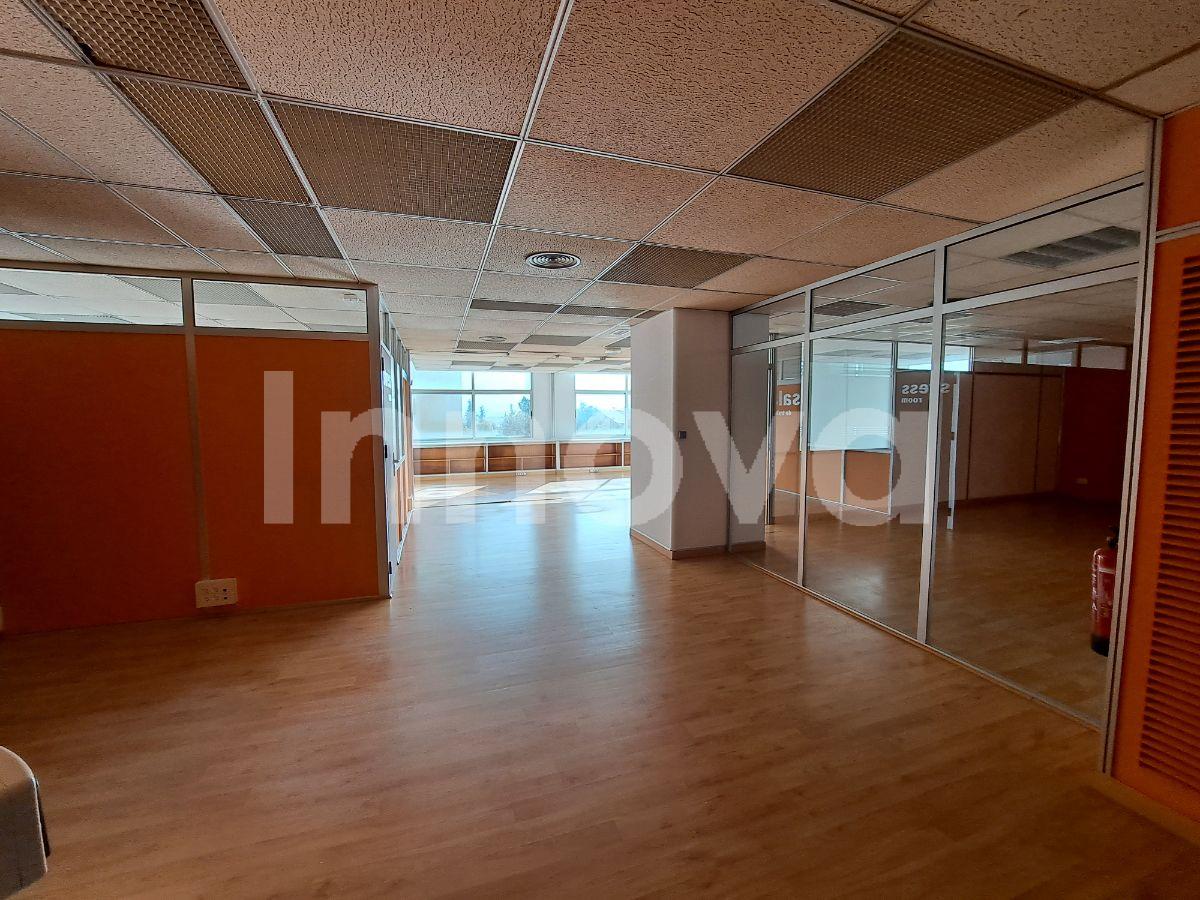 For sale of office in Jerez de la Frontera