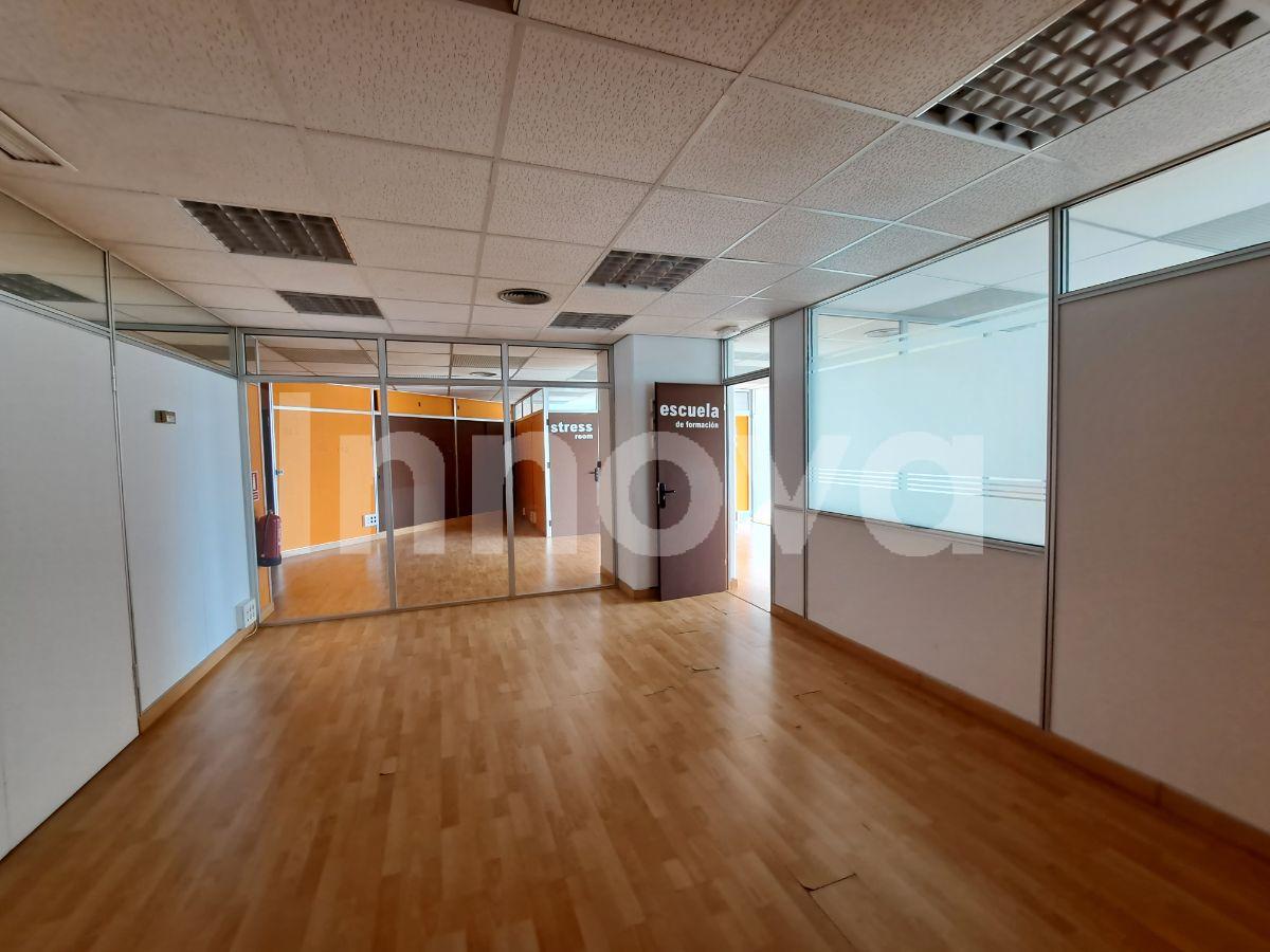 For sale of office in Jerez de la Frontera