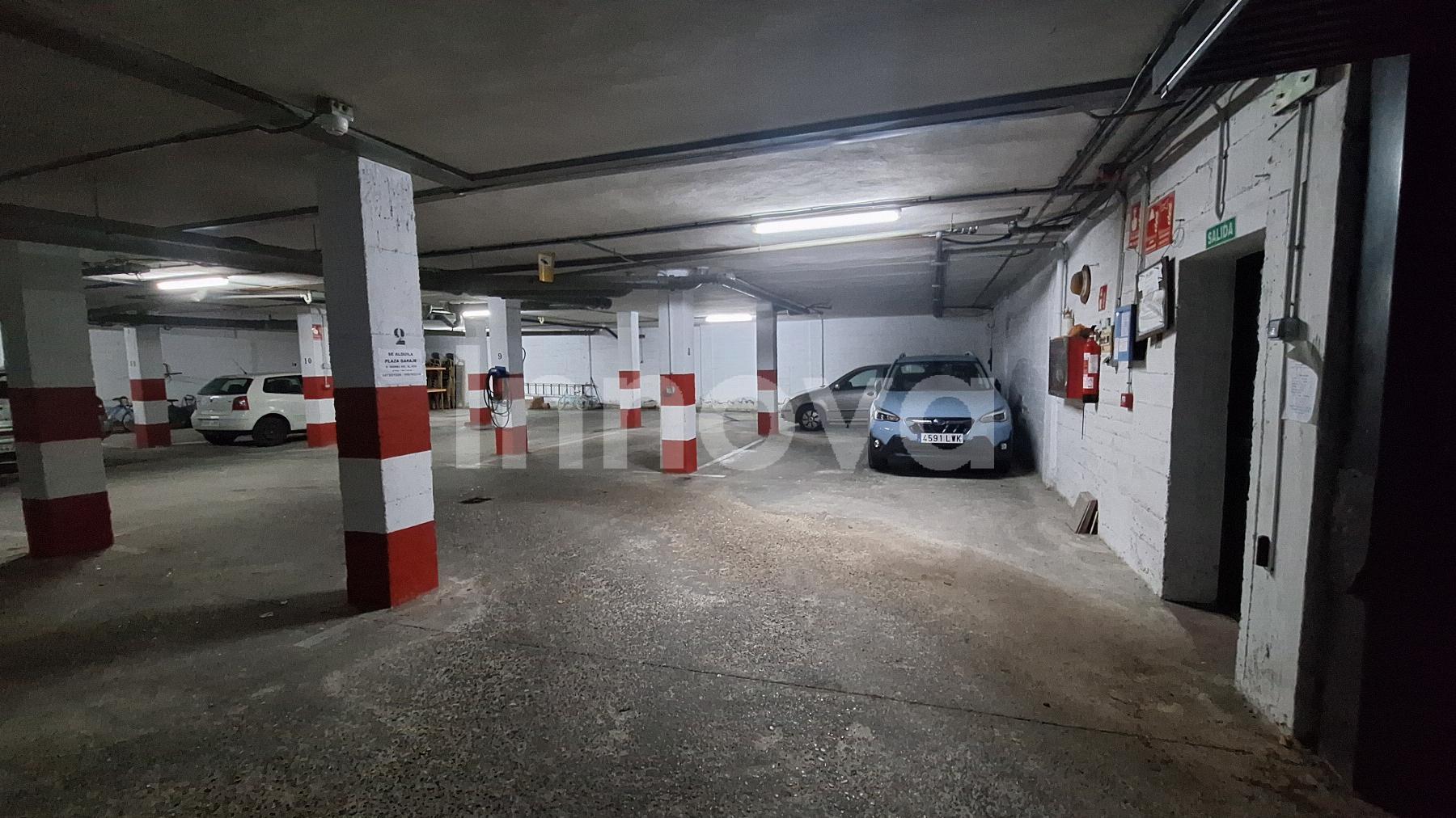 For sale of garage in Jerez de la Frontera