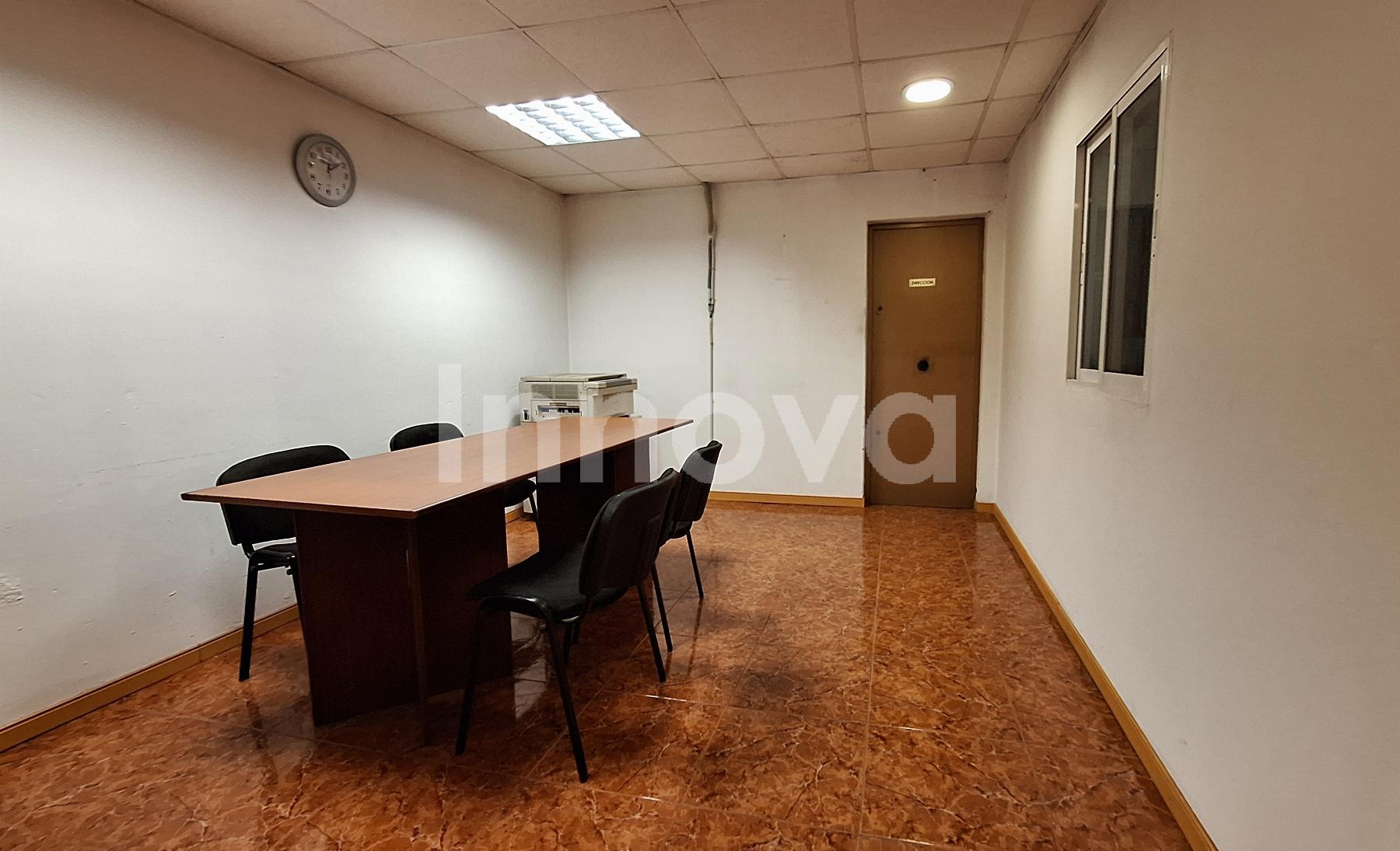 For sale of industrial plant/warehouse in Jerez de la Frontera