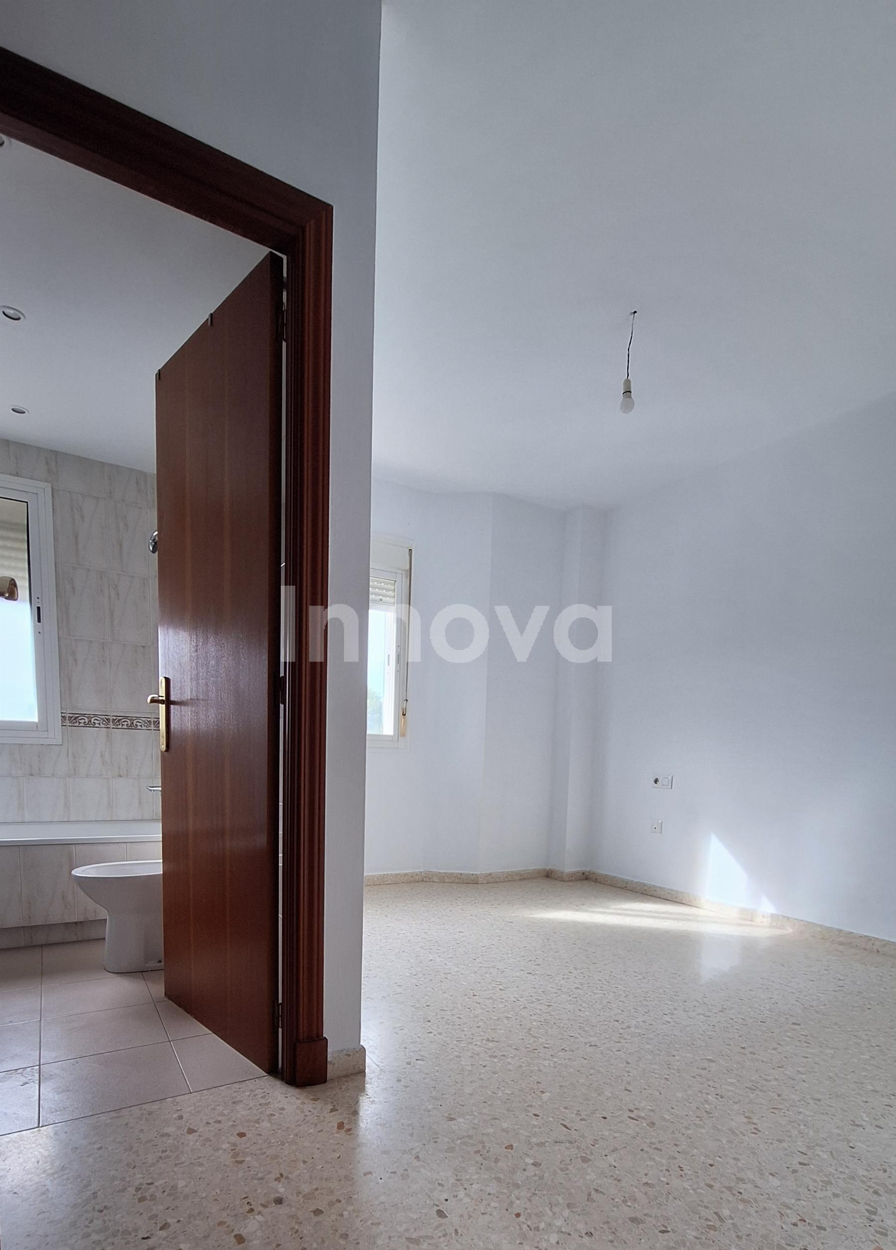 For sale of apartment in Jerez de la Frontera