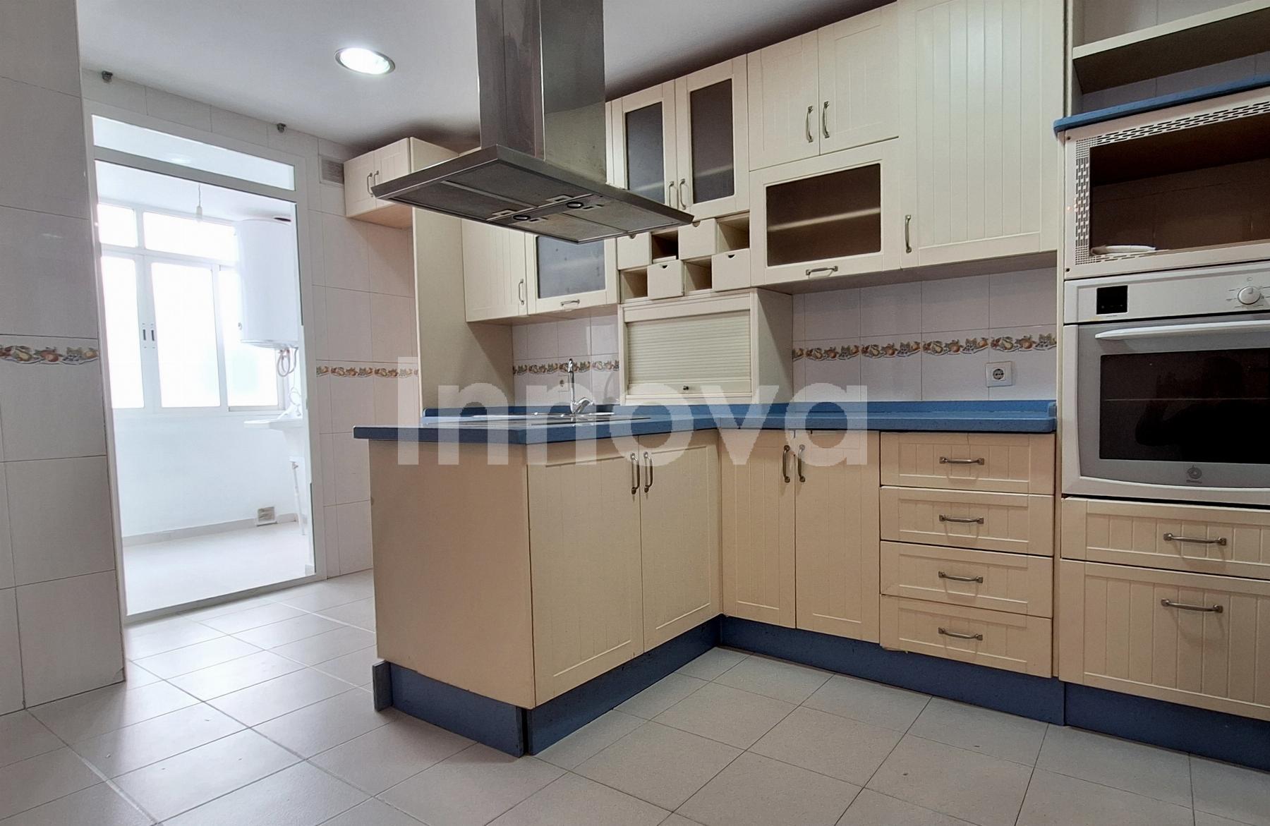 For sale of apartment in Jerez de la Frontera