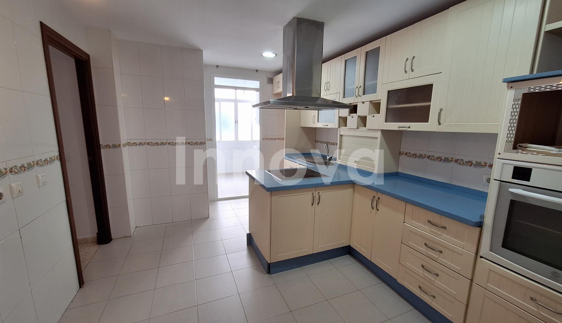 For sale of apartment in Jerez de la Frontera