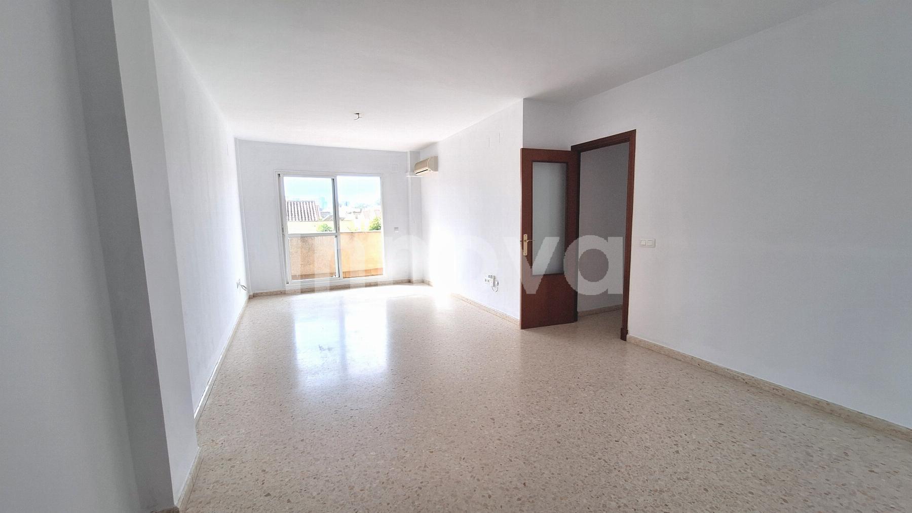 For sale of apartment in Jerez de la Frontera
