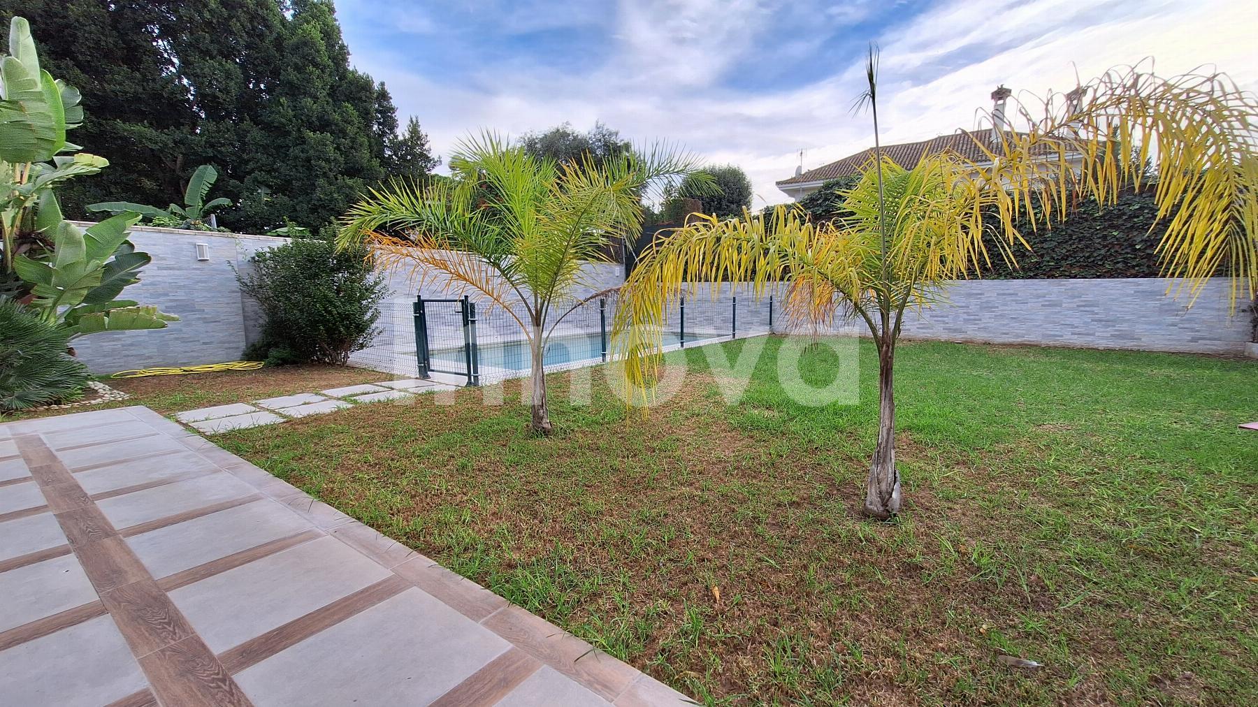 For sale of chalet in Jerez de la Frontera