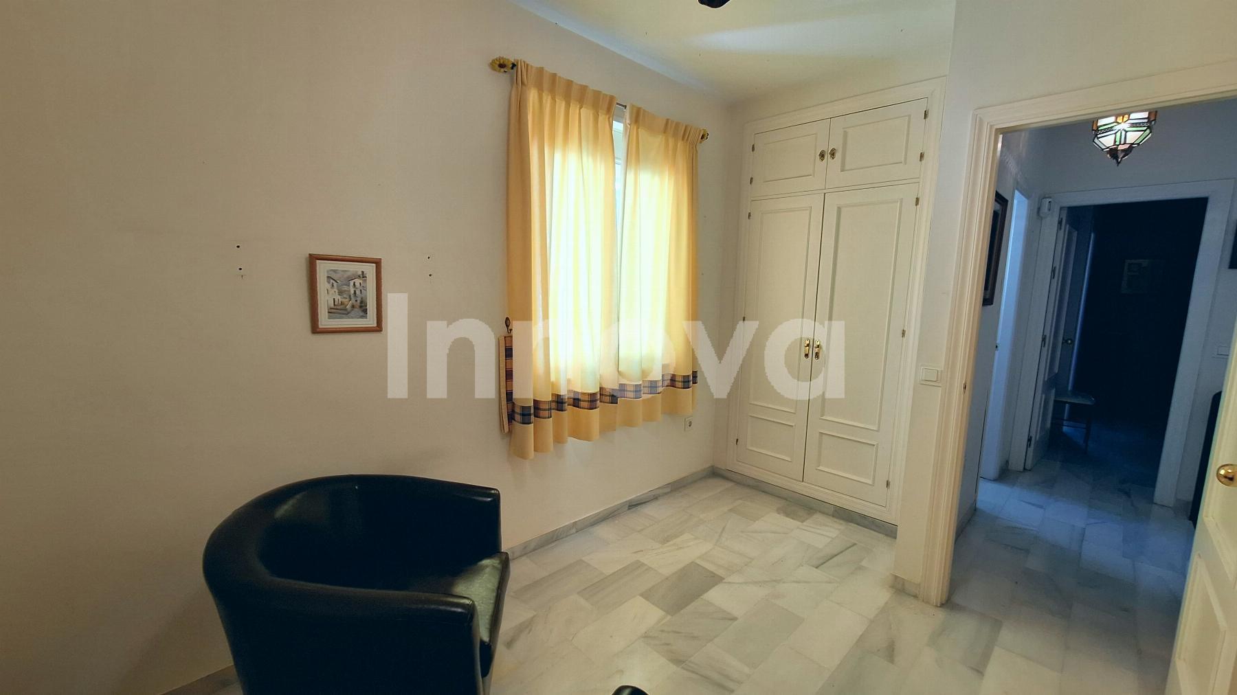 For sale of chalet in Jerez de la Frontera