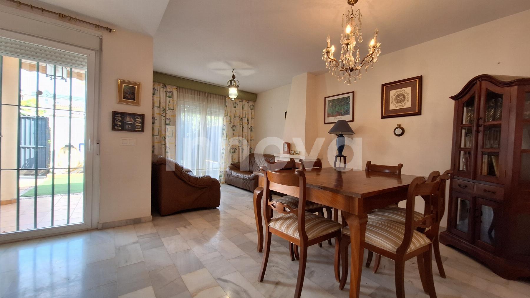 For sale of chalet in Jerez de la Frontera