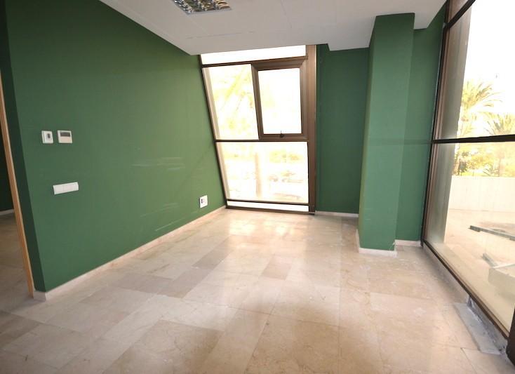 For sale of penthouse in Barcelona