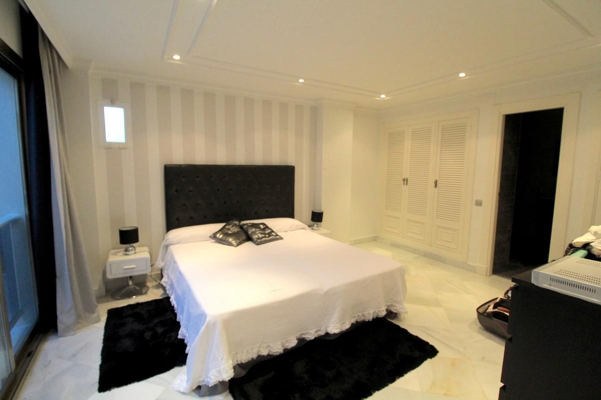 For sale of penthouse in Barcelona