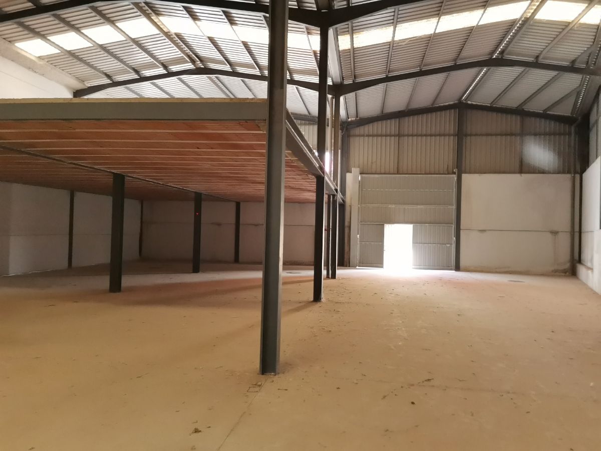 Venta de nave en Campillos