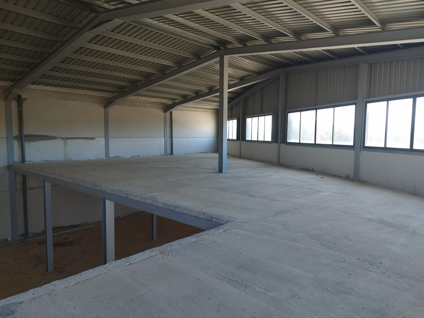 Venta de nave en Campillos