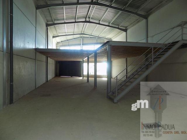 Venta de nave en Campillos