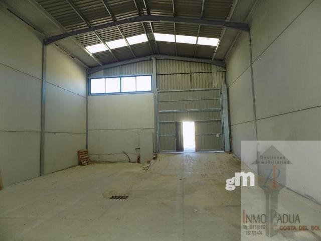 Venta de nave en Campillos