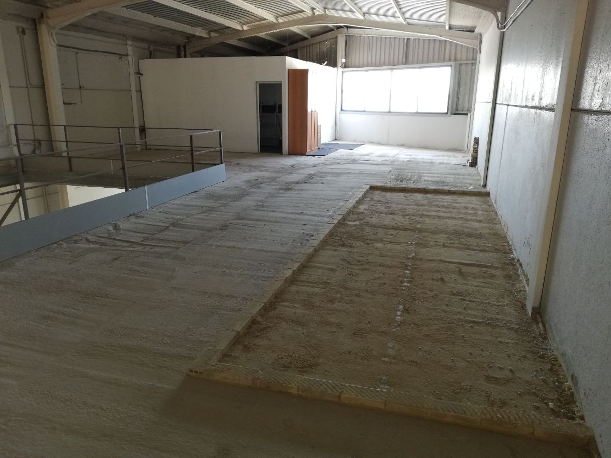 Venta de nave en Campillos