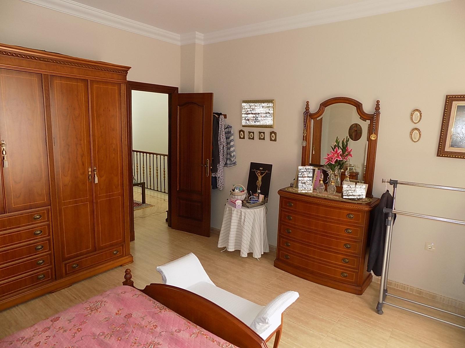 Venta de chalet en Campillos