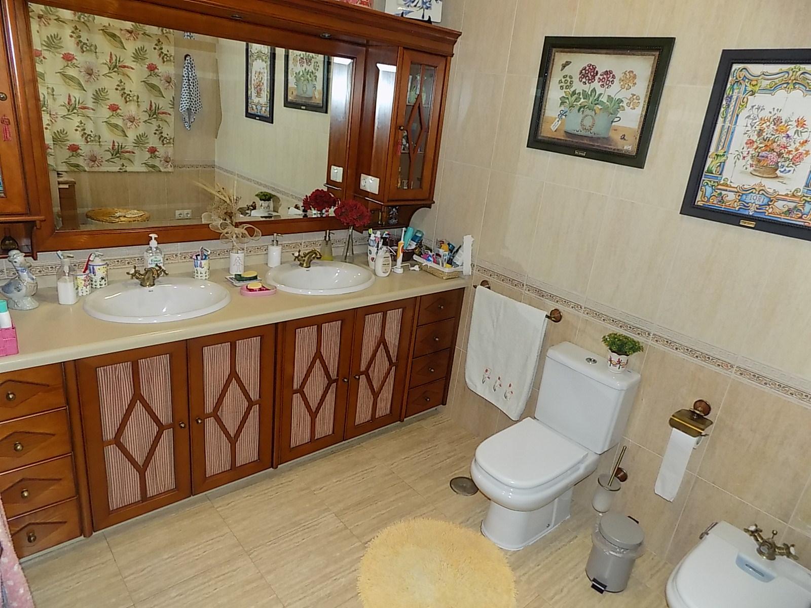 Venta de chalet en Campillos